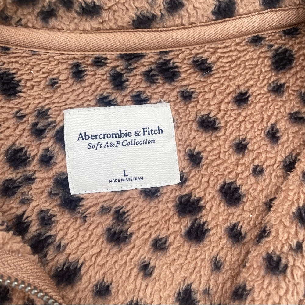 Abercrombie & Fitch Fleece Half Zip Sweater - Picture 2 of 3